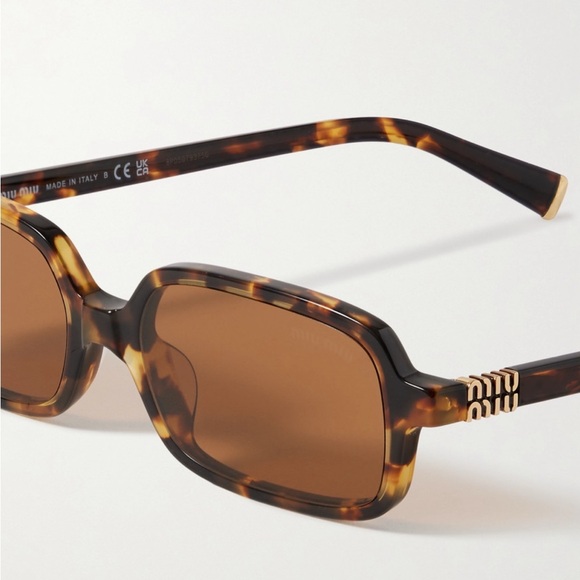 MIU MIU Rectangular Frame Sunglasses 2024 Tortoiseshell Acetate - Picture 3 of 4